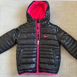 Nike Kids Puffer Jacket in Black and Pink 4T BNWT